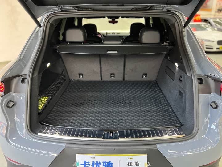 Фото 25 - Porsche Cayenne