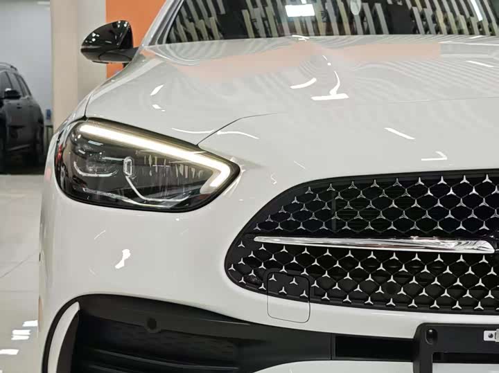 Фото 15 - Mercedes-Benz C-Class