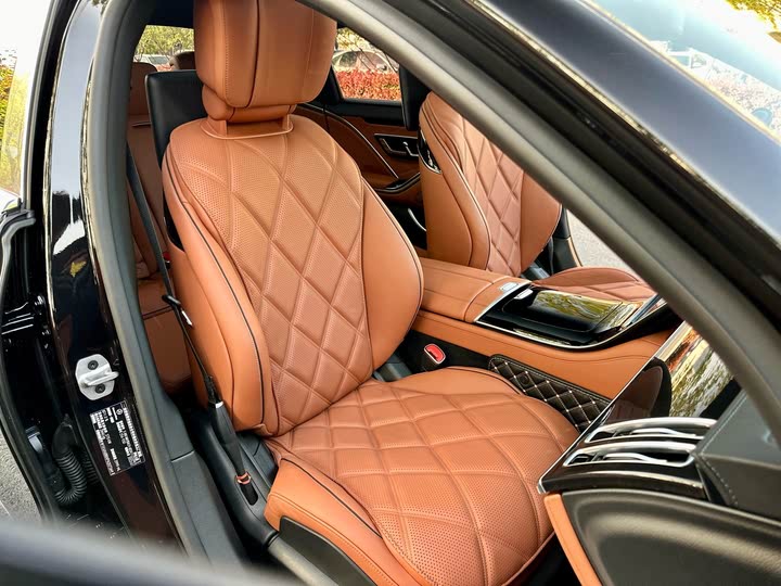 Фото 13 - Mercedes-Benz Maybach S-Class