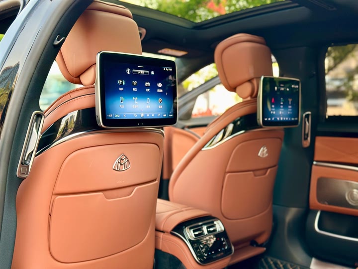 Фото 14 - Mercedes-Benz Maybach S-Class