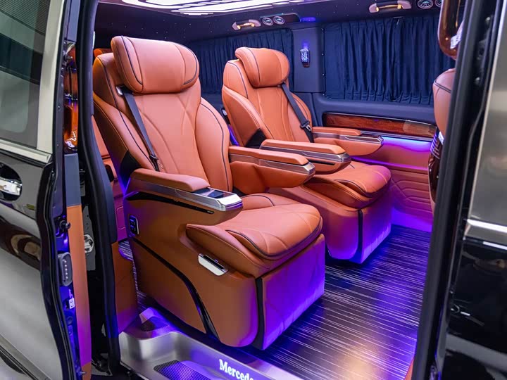 Фото 8 - Mercedes-Benz Vito