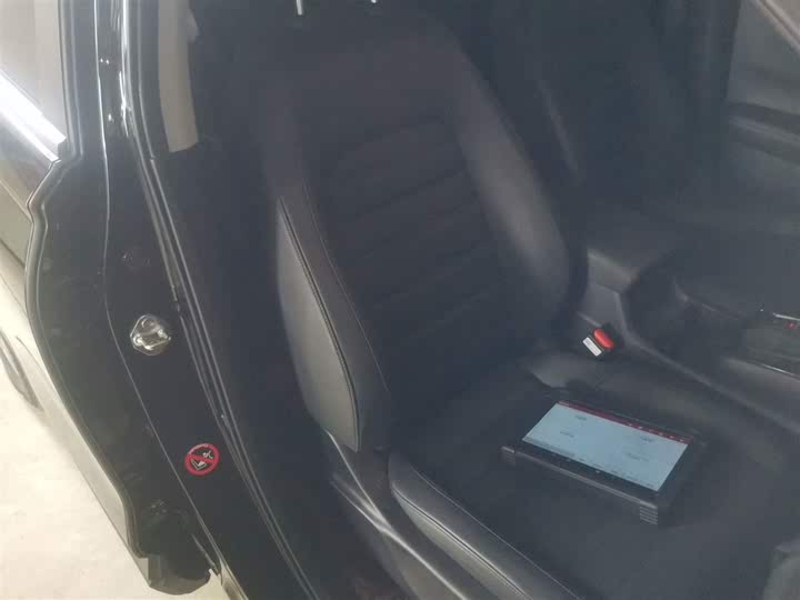 Фото 25 - Honda CR-V