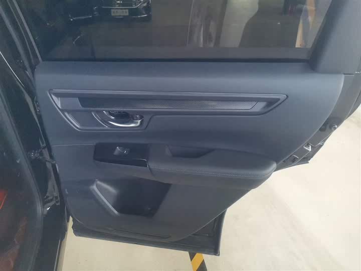 Фото 27 - Honda CR-V