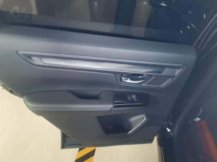 Фото 29 - Honda CR-V