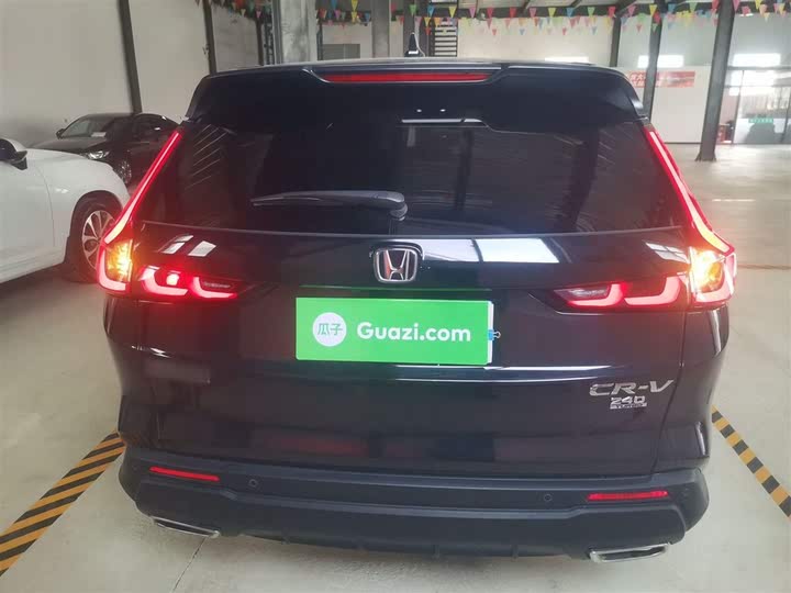 Фото 6 - Honda CR-V