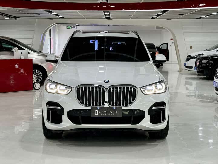 Фото 2 - BMW X5