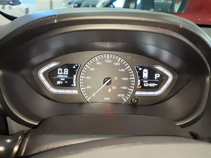 Фото 12 - Changan Alsvin