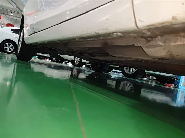 Фото 21 - Changan Alsvin