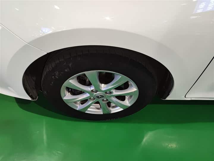 Фото 23 - Changan Alsvin