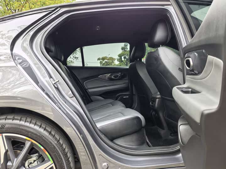 Фото 12 - GAC Trumpchi Empow R