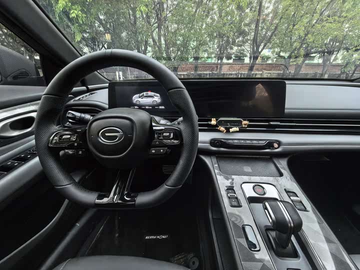 Фото 17 - GAC Trumpchi Empow R