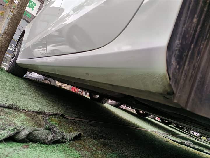 Фото 22 - Geely Emgrand