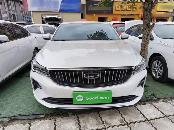 Фото 3 - Geely Emgrand