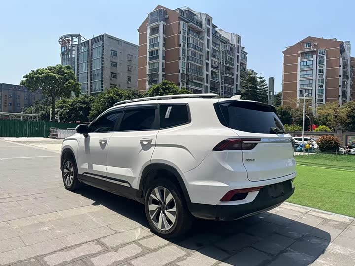 Фото 16 - Geely Okavango