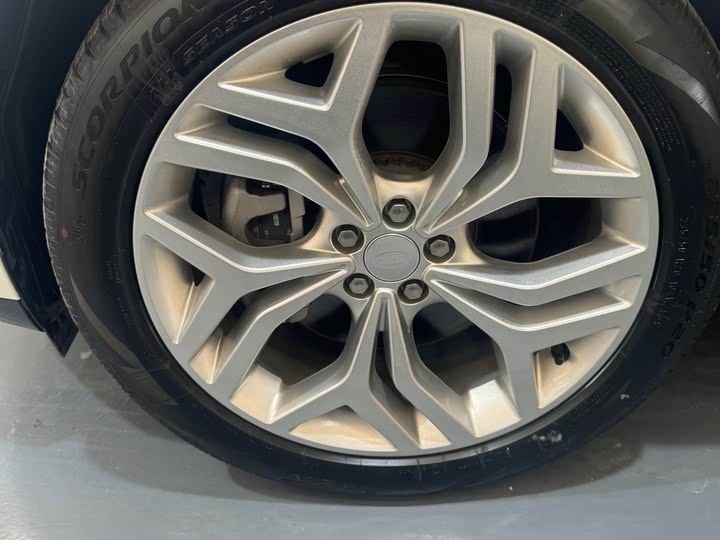 Фото 11 - Land Rover Range Rover Evoque L