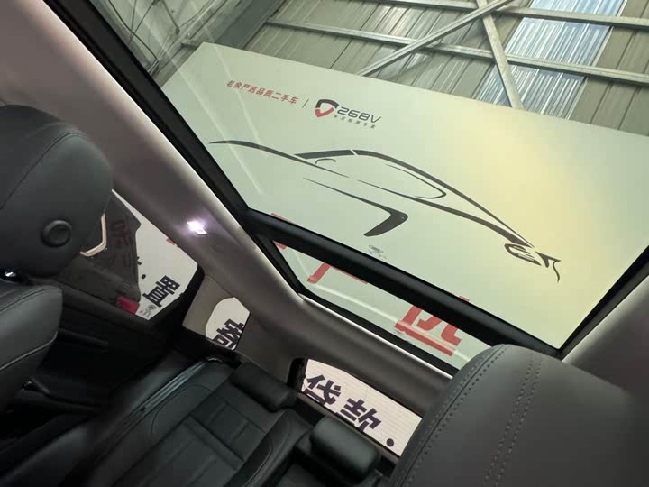 Фото 15 - Land Rover Range Rover Evoque L