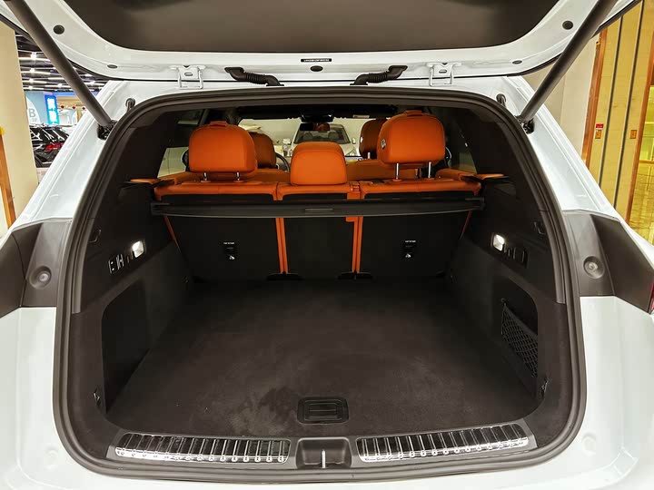 Фото 12 - LiXiang L7