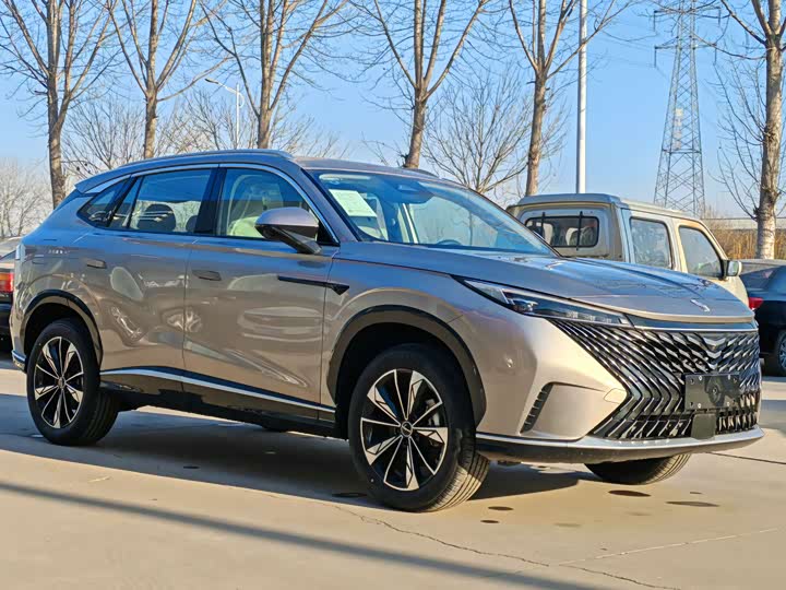 Фото 2 - Roewe RX5