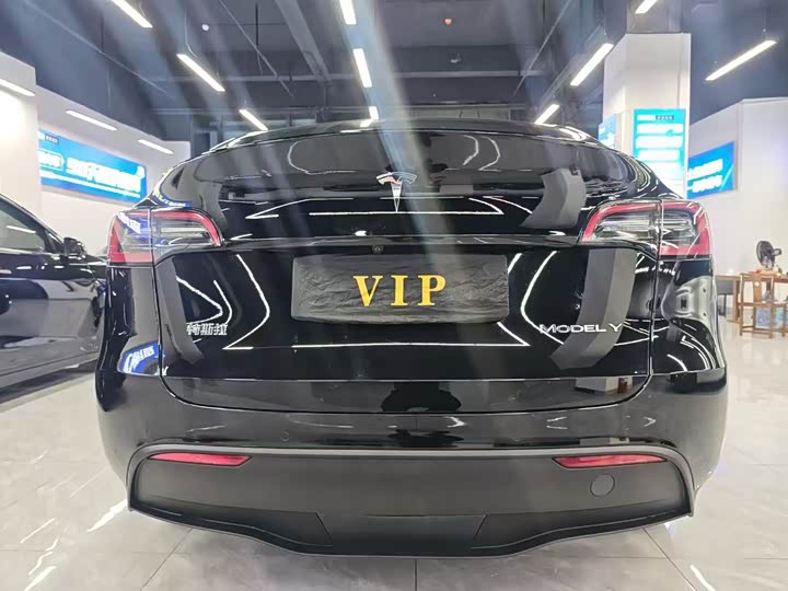 Фото 5 - Tesla Model Y