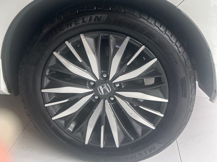 Фото 17 - Honda Avancier