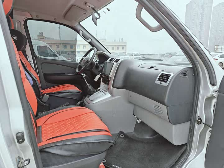 Фото 6 - Foton G5