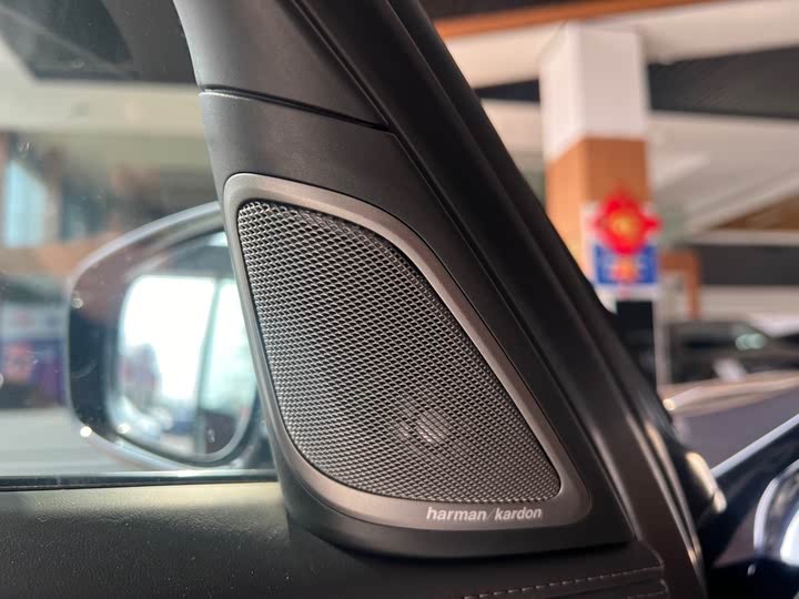 Фото 4 - BMW 7 Series