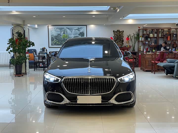 Фото 2 - Mercedes-Benz Maybach S-Class