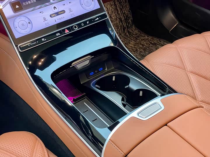 Фото 31 - Mercedes-Benz Maybach S-Class