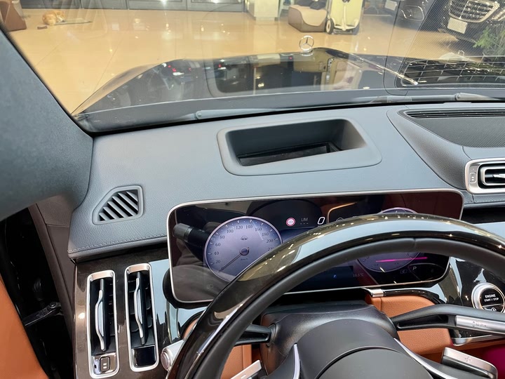 Фото 34 - Mercedes-Benz Maybach S-Class