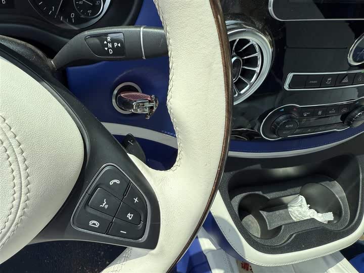 Фото 12 - Mercedes-Benz Vito