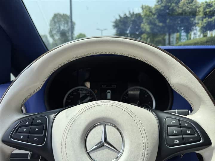 Фото 13 - Mercedes-Benz Vito