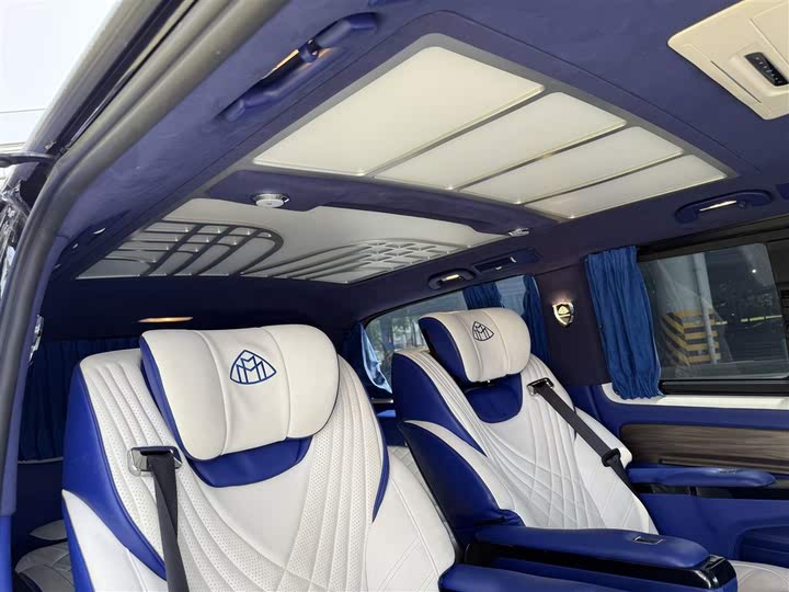 Фото 16 - Mercedes-Benz Vito