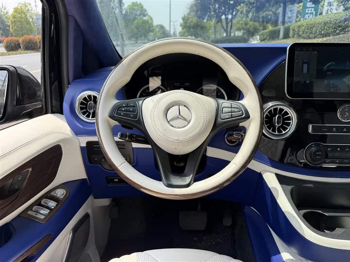 Фото 20 - Mercedes-Benz Vito