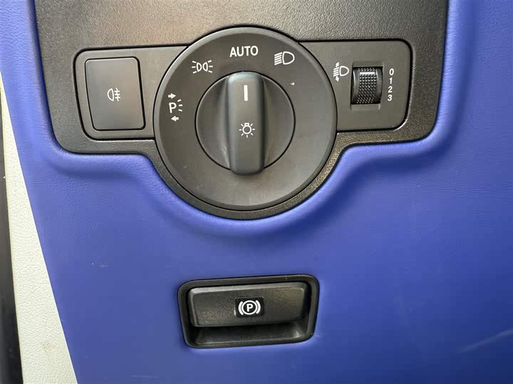 Фото 9 - Mercedes-Benz Vito