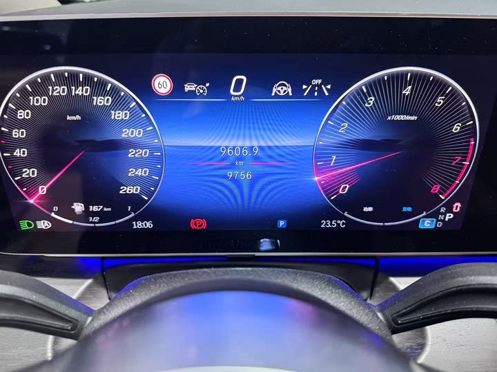 Фото 2 - Mercedes-Benz V-Class