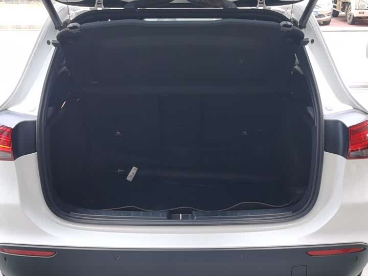 Фото 17 - Mercedes-Benz GLA-Class