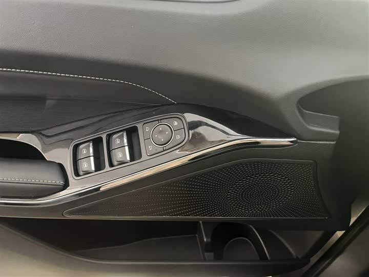 Фото 15 - Haval H6