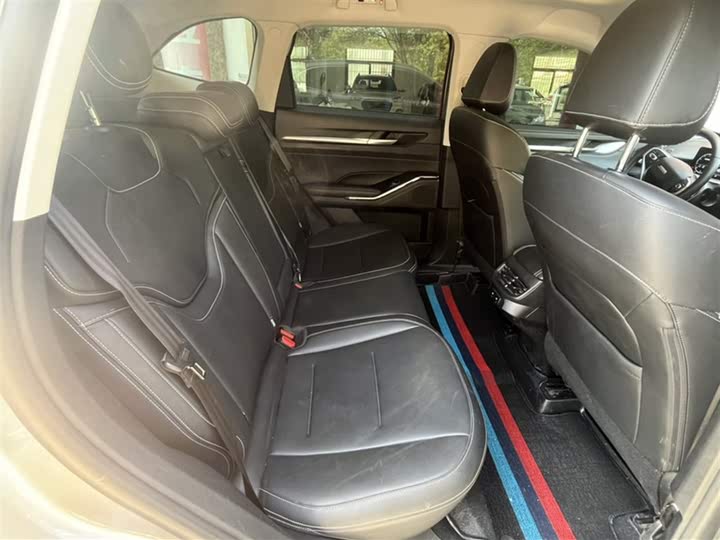 Фото 18 - Haval H6