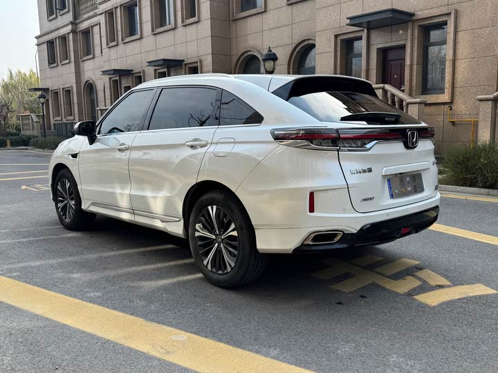 Фото 4 - Honda UR-V