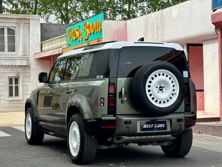 Фото 4 - Land Rover Defender