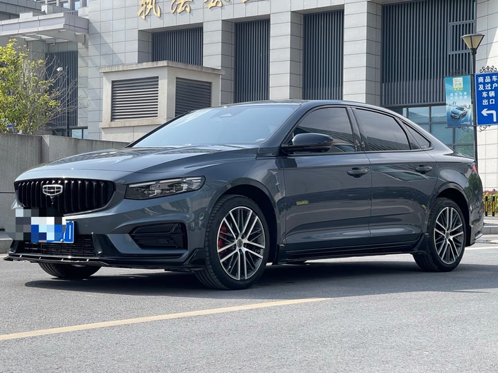 Фото 1 - Geely Preface