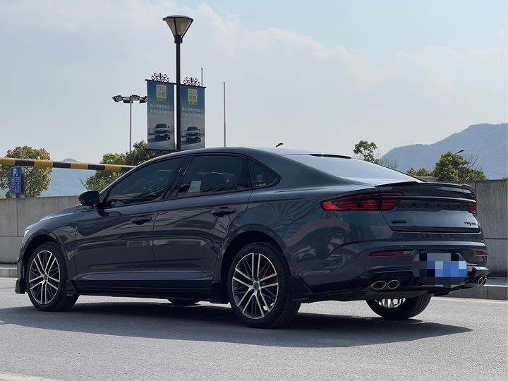 Фото 11 - Geely Preface