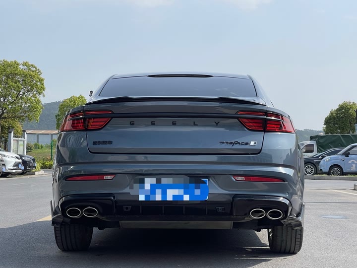 Фото 13 - Geely Preface