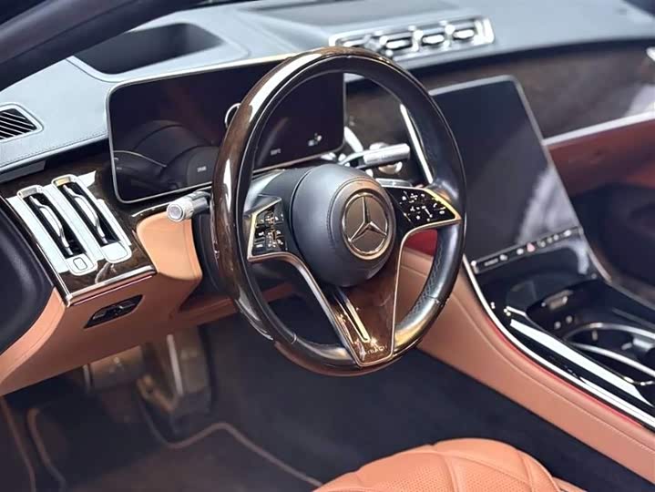 Фото 6 - Mercedes-Benz Maybach S-Class