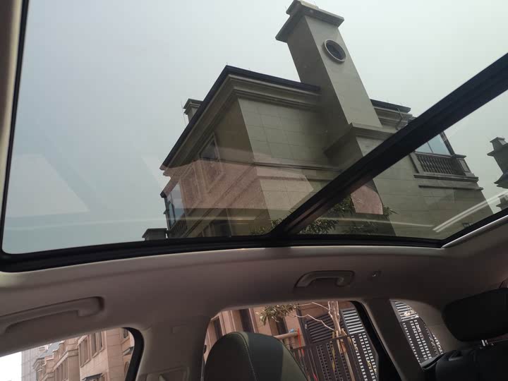 Фото 12 - Audi Q5L