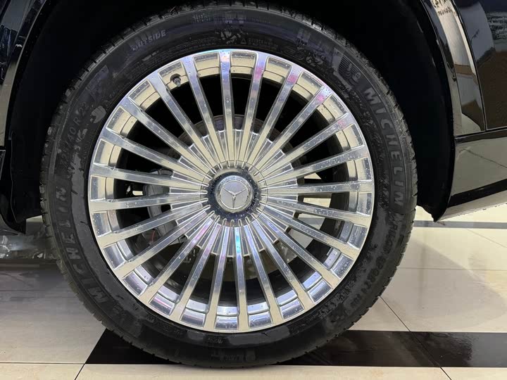 Фото 11 - Mercedes-Benz GLS-Class