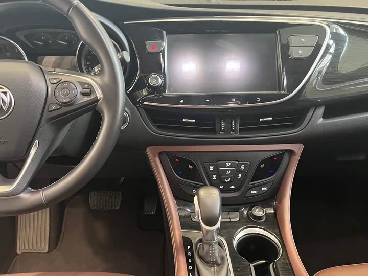 Фото 9 - Buick Envision Plus