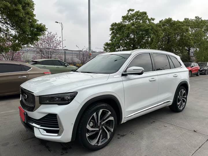 Фото 3 - Geely Monjaro