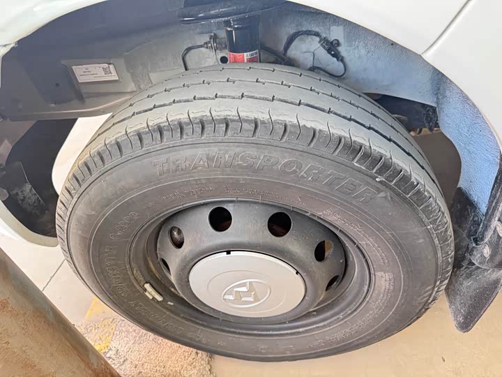 Фото 4 - Maxus V80