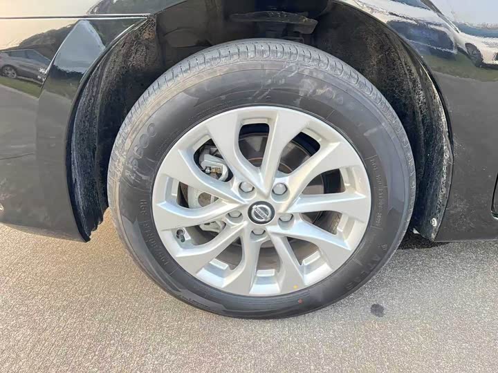 Фото 20 - Nissan Sylphy